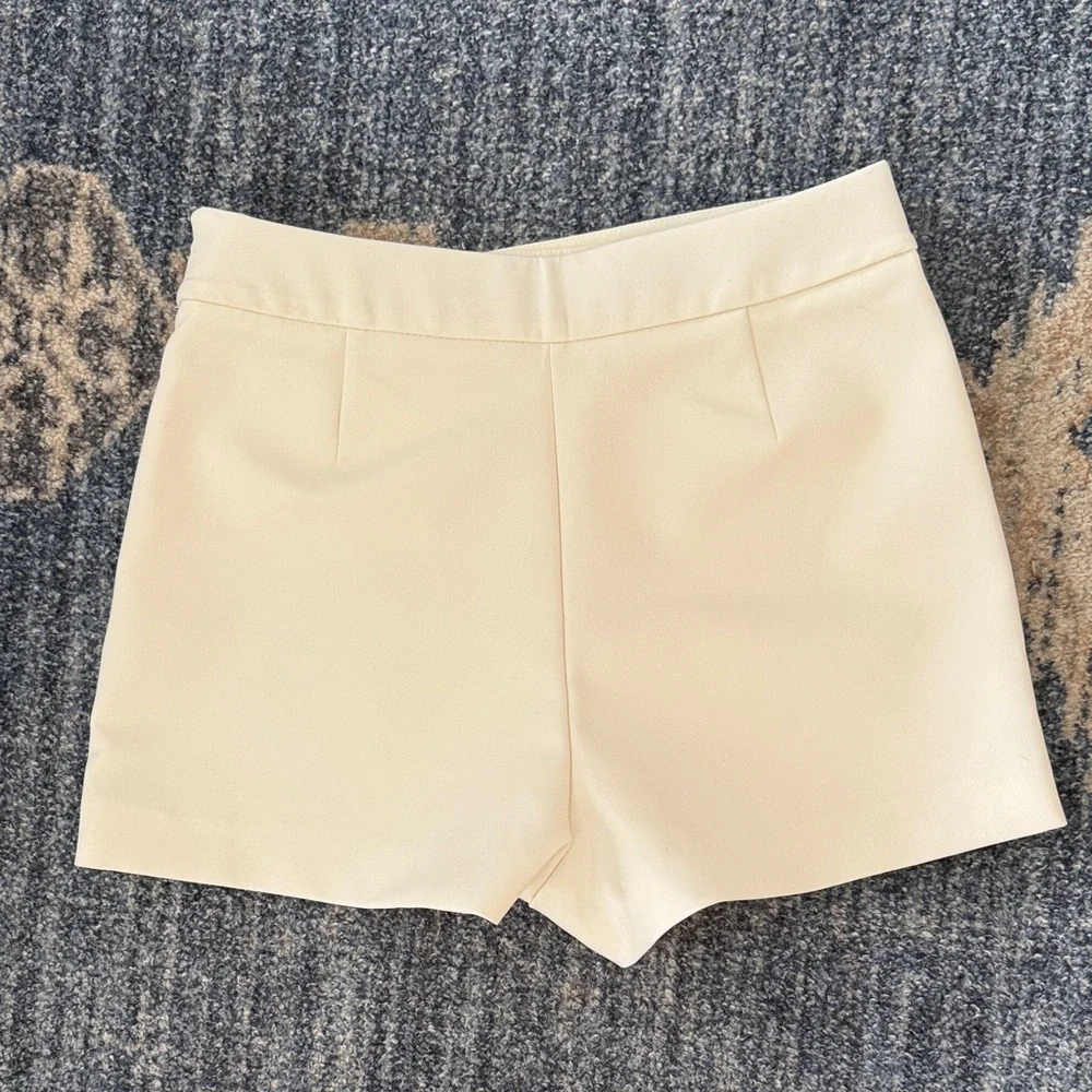 Zara Cream Skort for Women - Picture 3 of 4